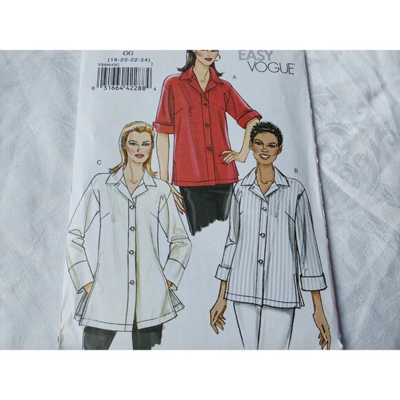 Very Easy Vogue sewing pattern 8496 loose fitting shirt 3 styles sizes 18 to 24 - Picture 2 of 5